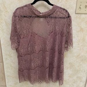 Lace, open back dress shirt